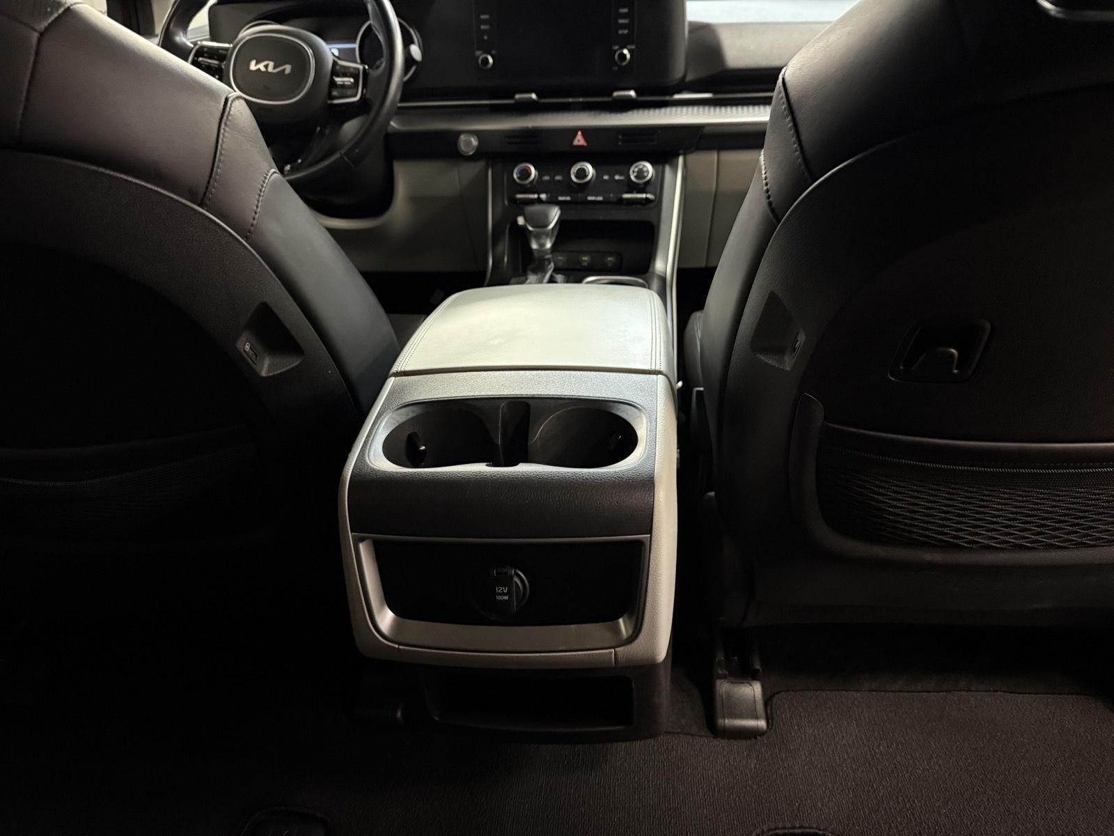 2023 Kia Carnival LX