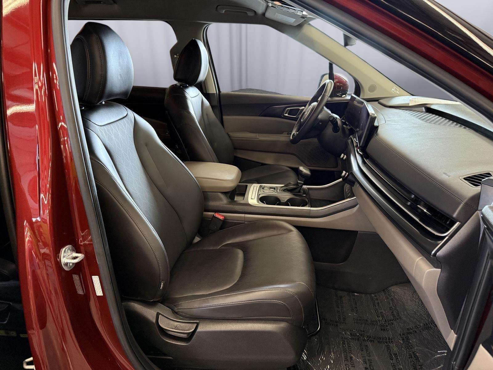 2025 Kia Carnival LXS