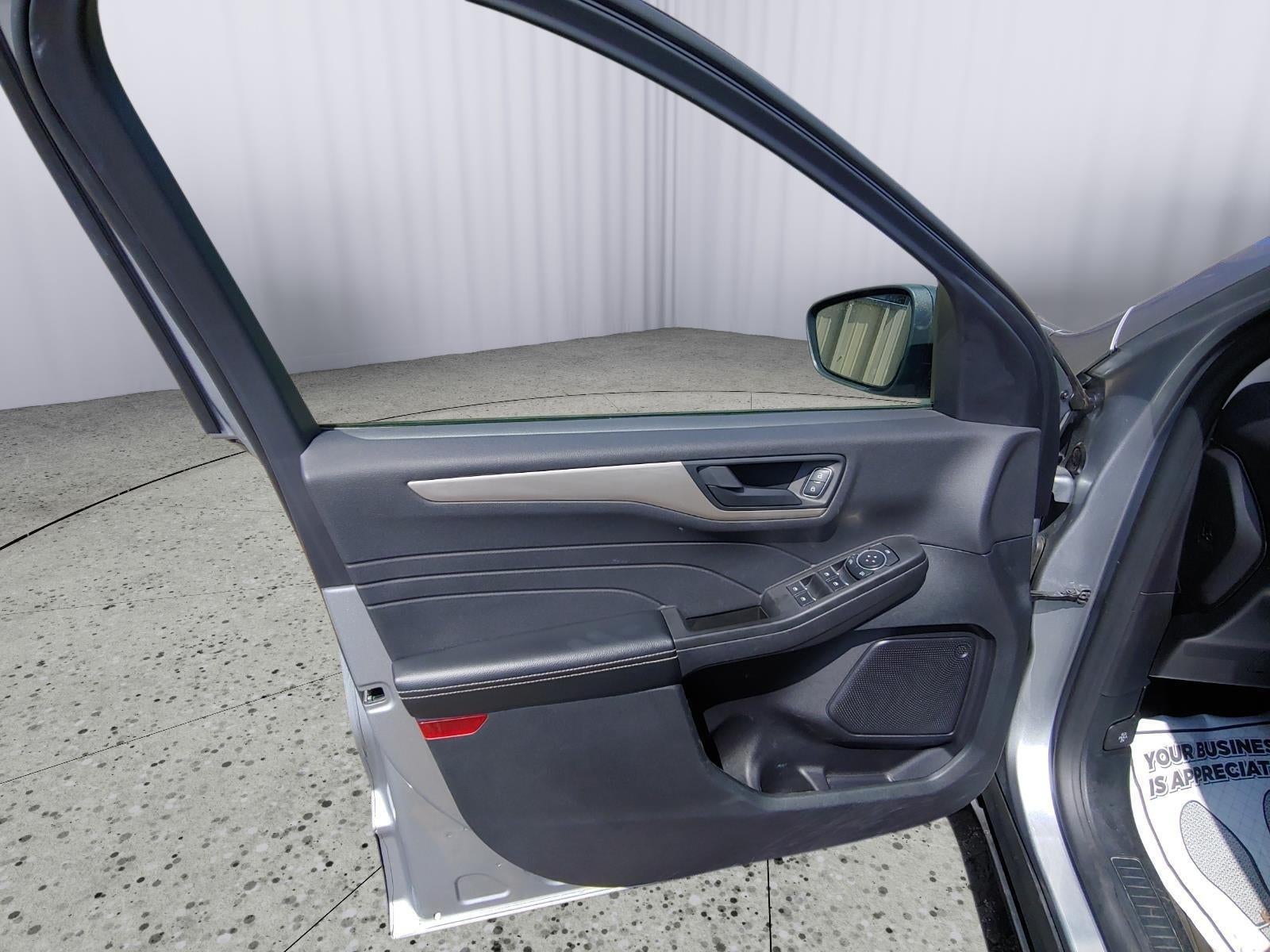 2022 Ford Escape S