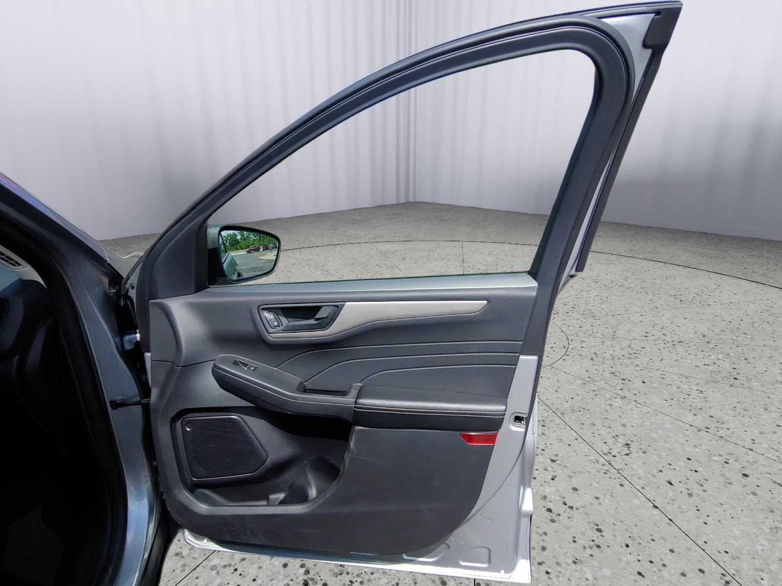 2022 Ford Escape S