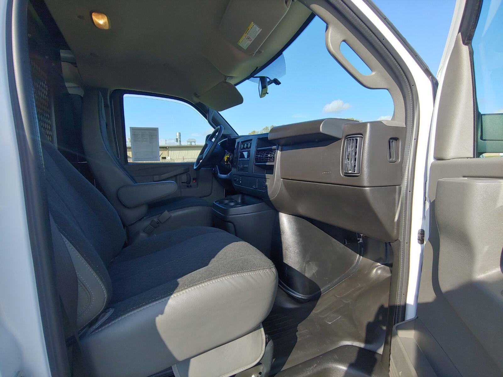 2025 GMC Savana Cargo Van CARGO