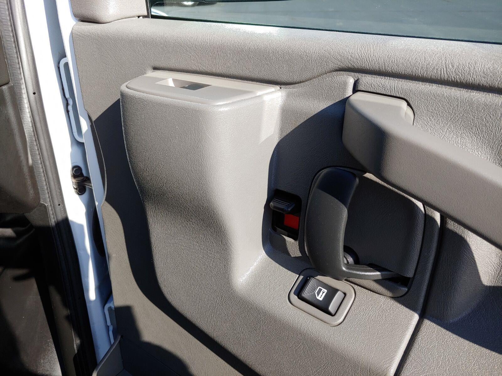 2025 GMC Savana Cargo Van CARGO