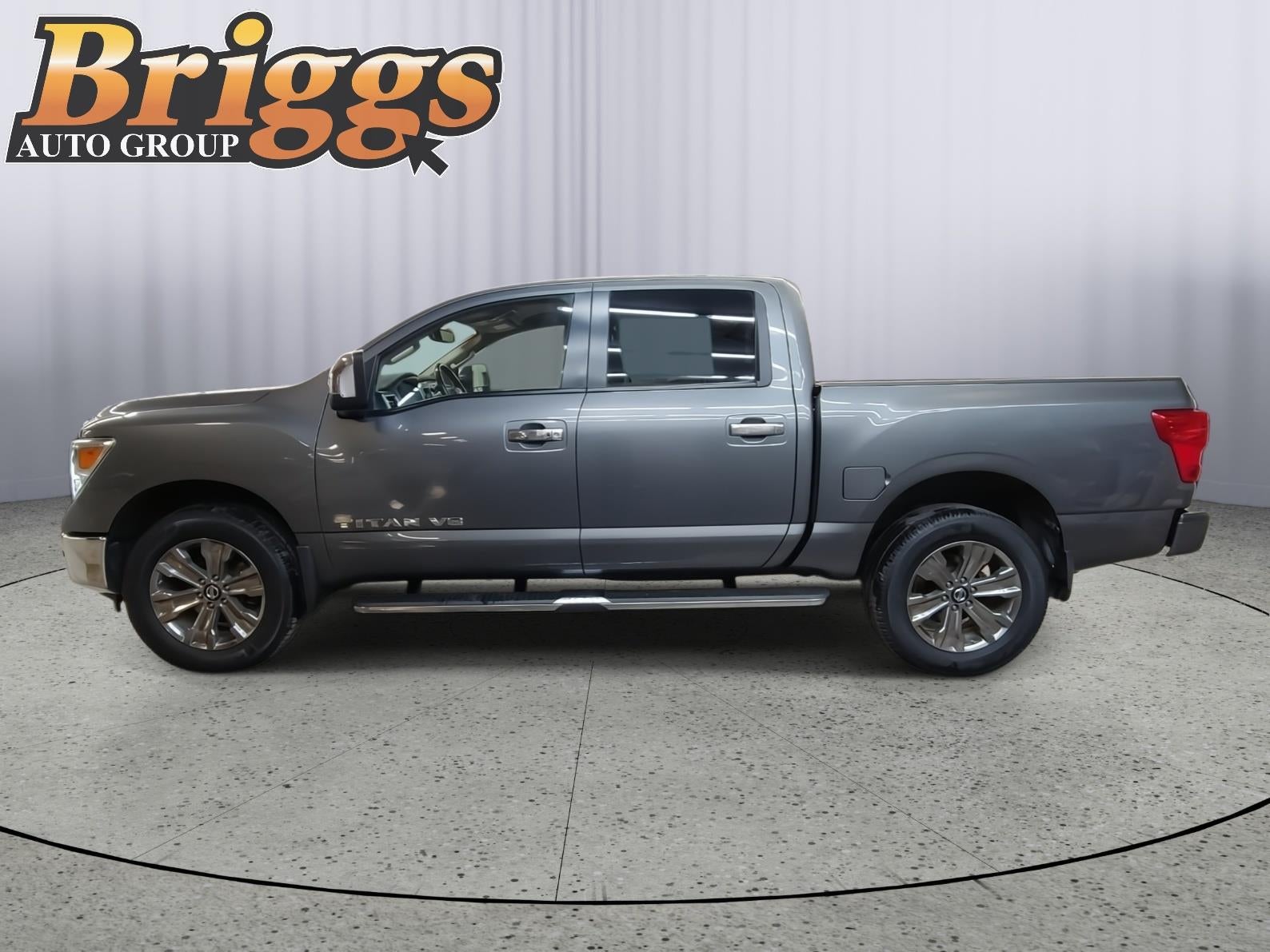 2019 Nissan Titan SL