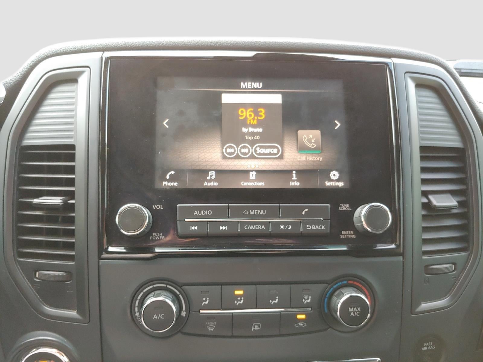 2022 Nissan Titan SV