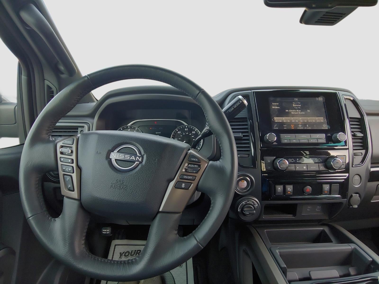 2024 Nissan Titan SV