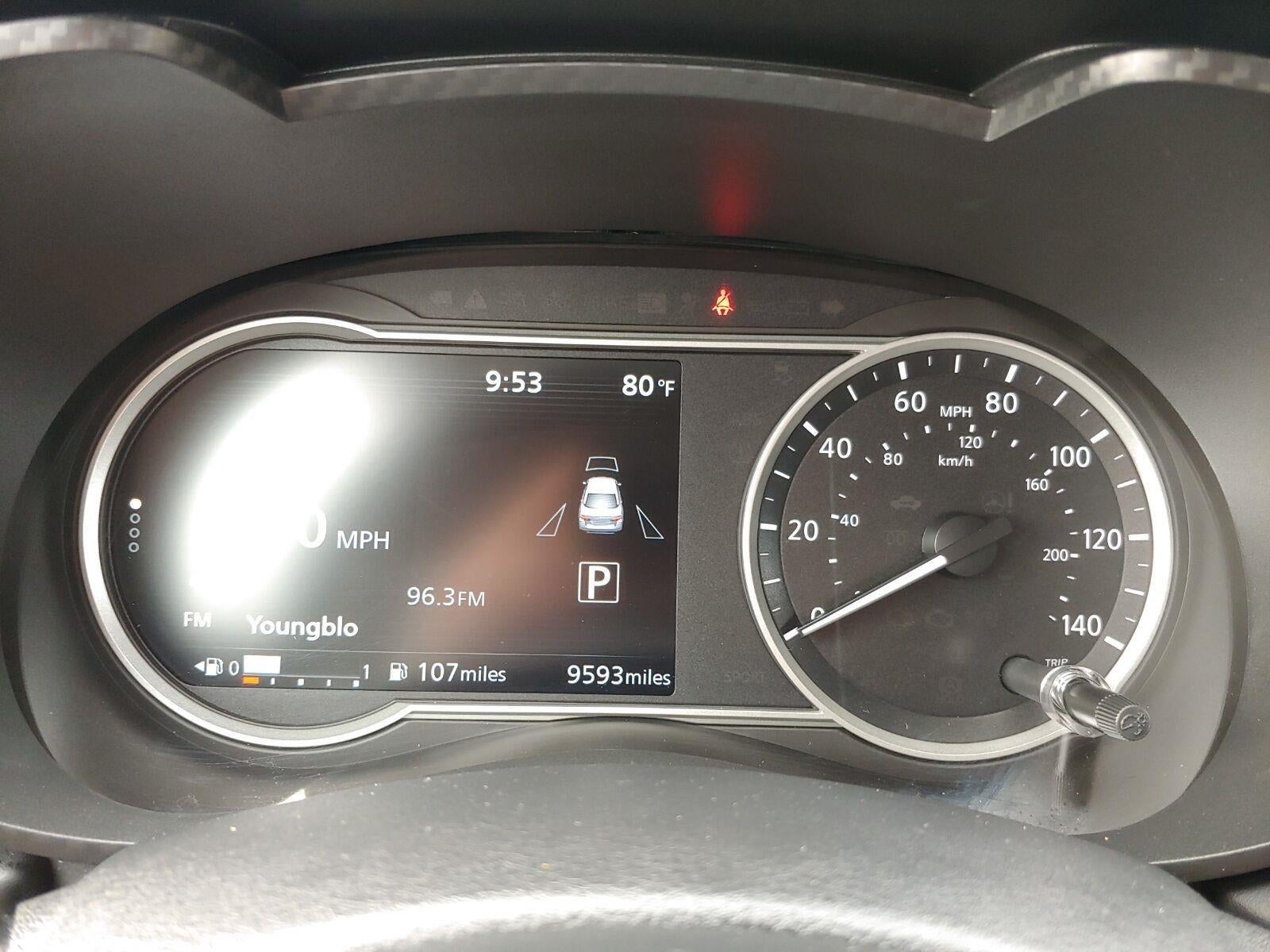 2024 Nissan Versa SR