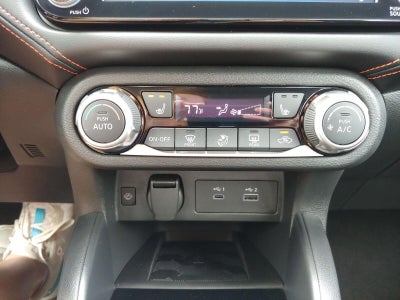 2024 Nissan Versa SR