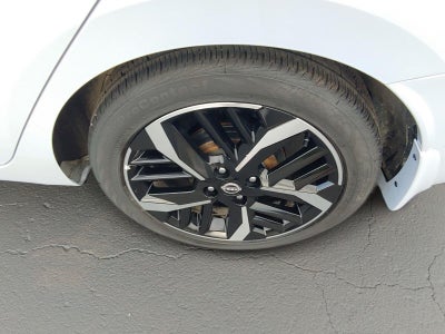 2024 Nissan Versa SR