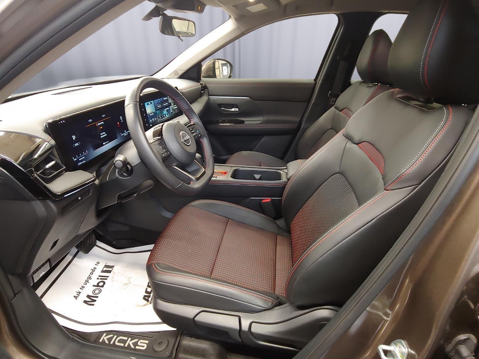 2025 Nissan Kicks SR