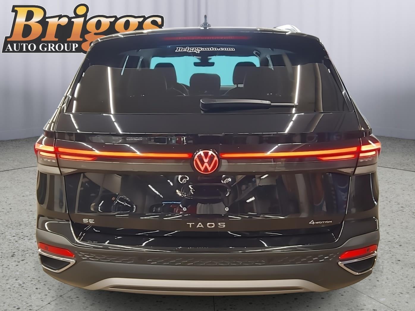 2025 Volkswagen Taos SE