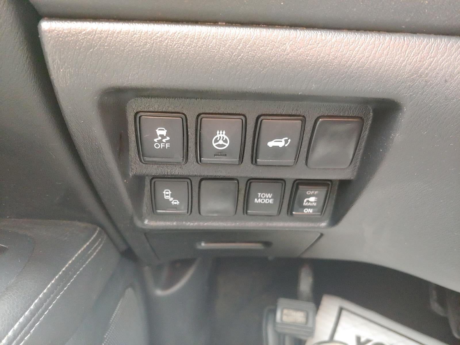 2019 Nissan Pathfinder SL