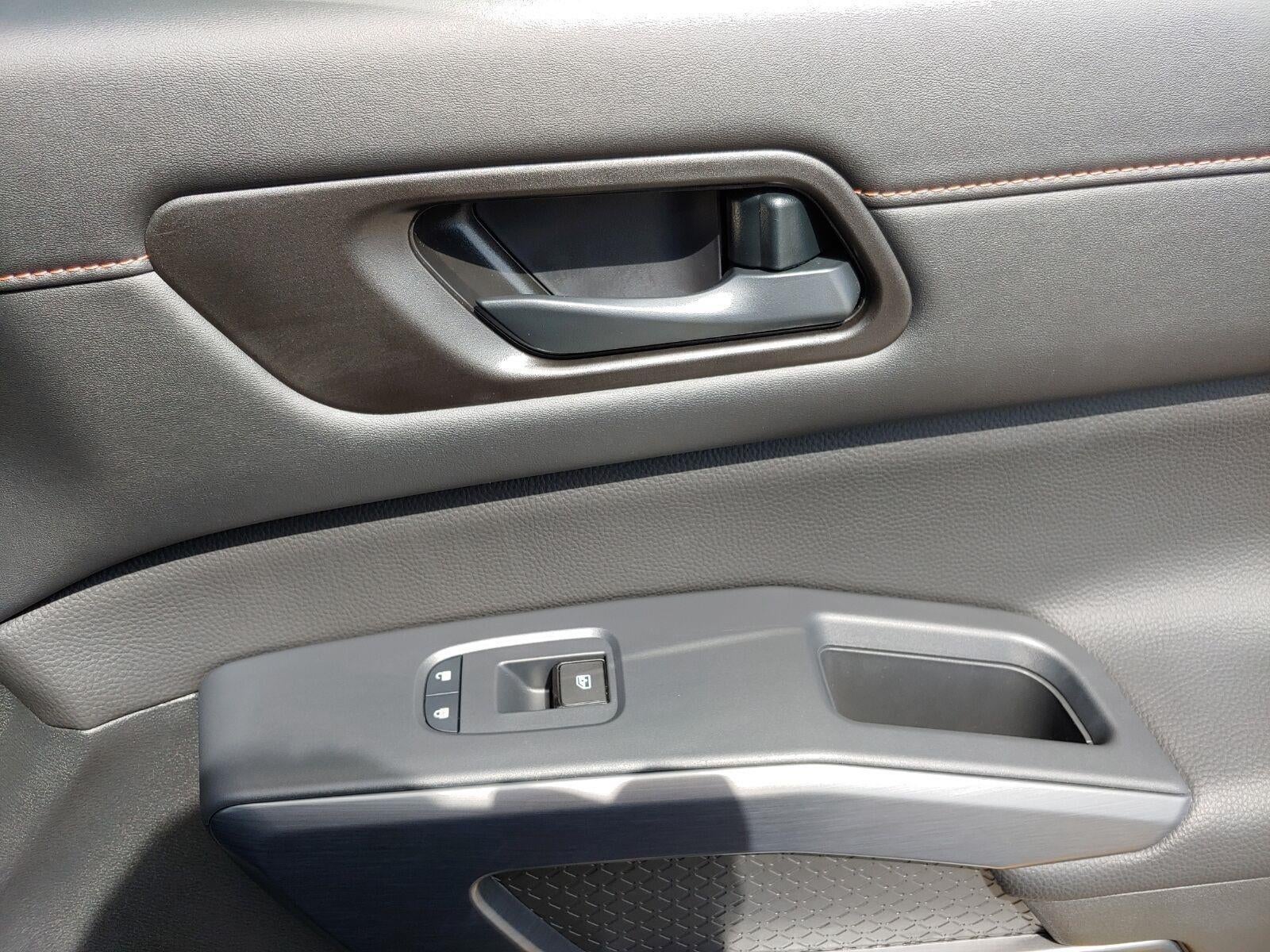 2025 Nissan Pathfinder Rock Creek