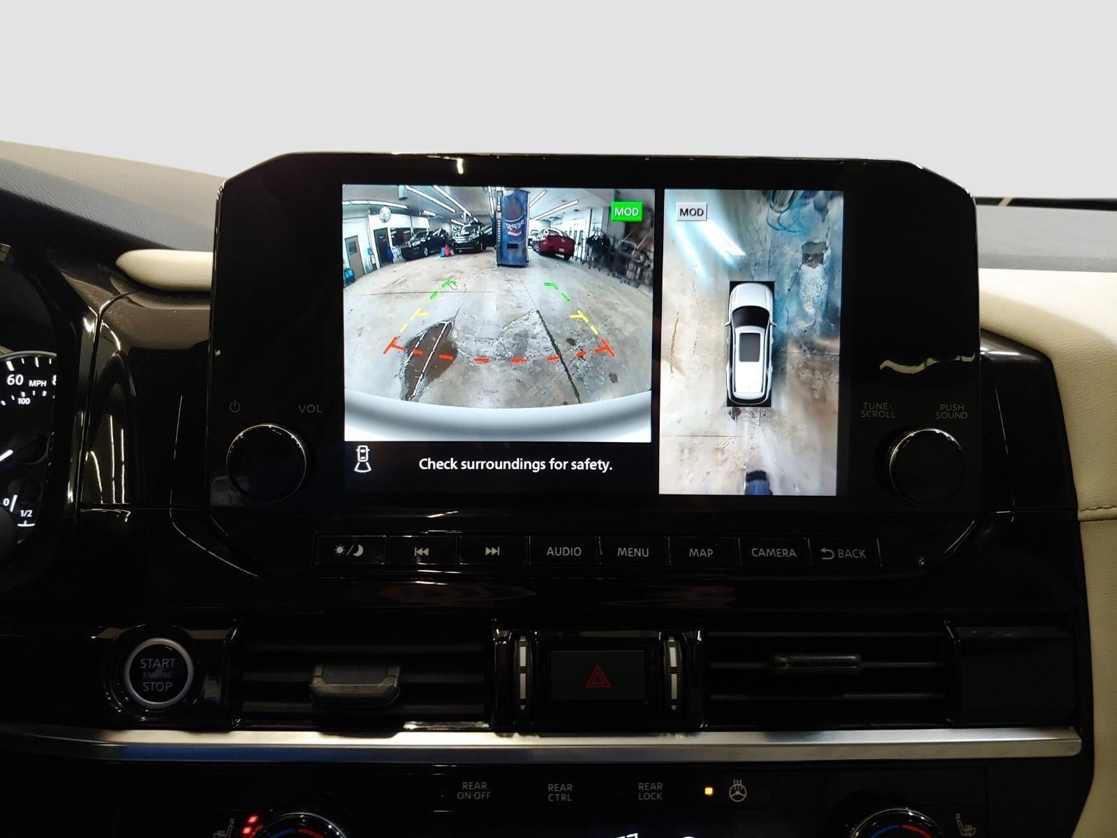 2023 Nissan Pathfinder SL