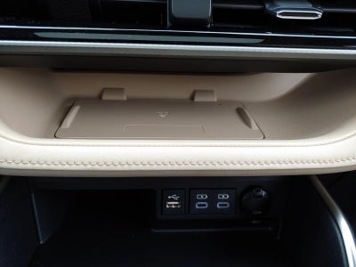 2023 Toyota Highlander Hybrid Platinum