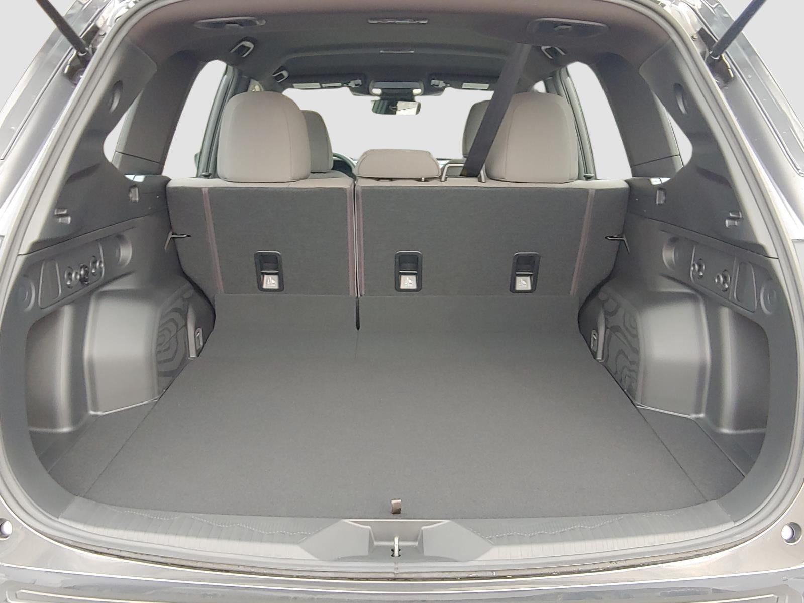 2025 Subaru Forester AWD