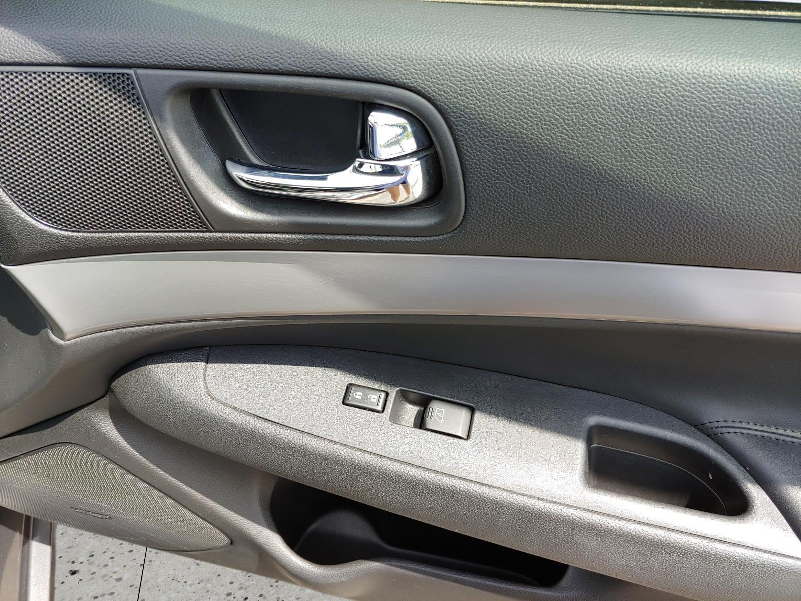 2013 INFINITI G37 Sedan x