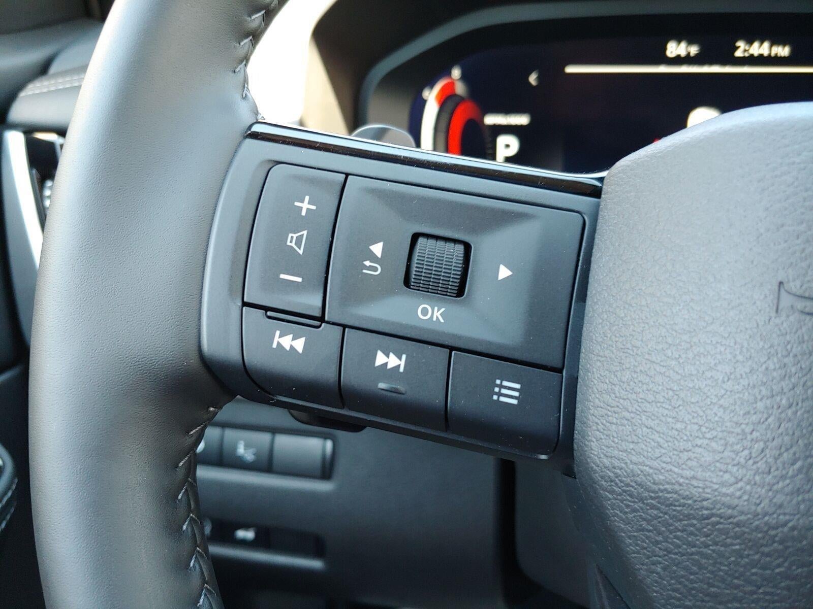 2025 Nissan Rogue SL