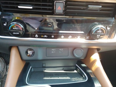 2024 Nissan Rogue Platinum