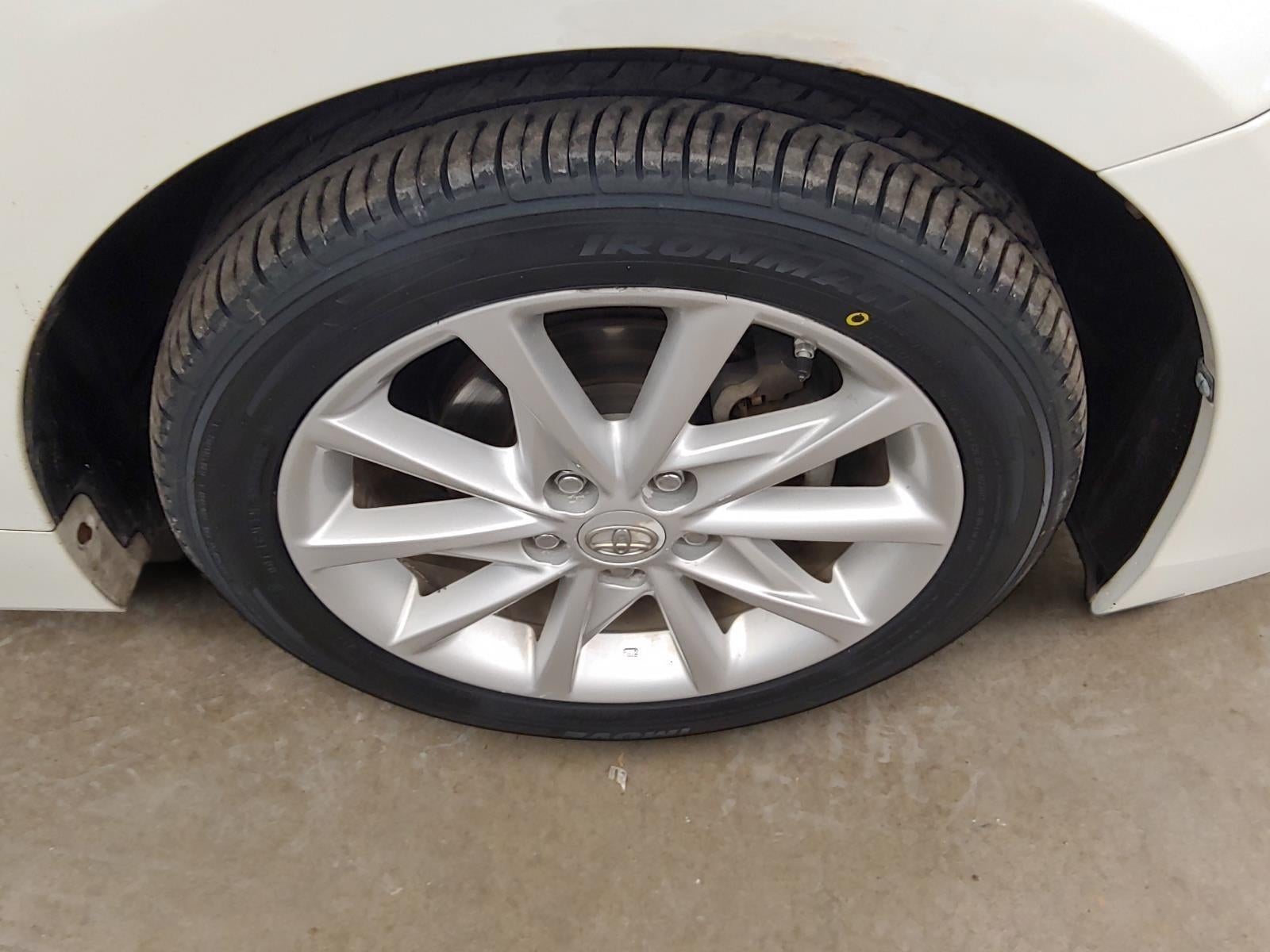 2012 Toyota Prius v Two