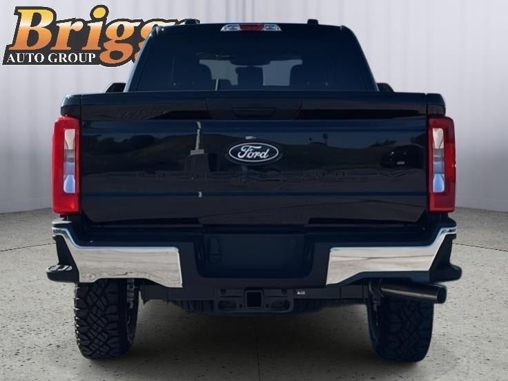 2027 Ford Super Duty F-250 SRW XLT