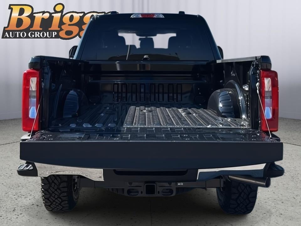 2027 Ford Super Duty F-250 SRW XLT