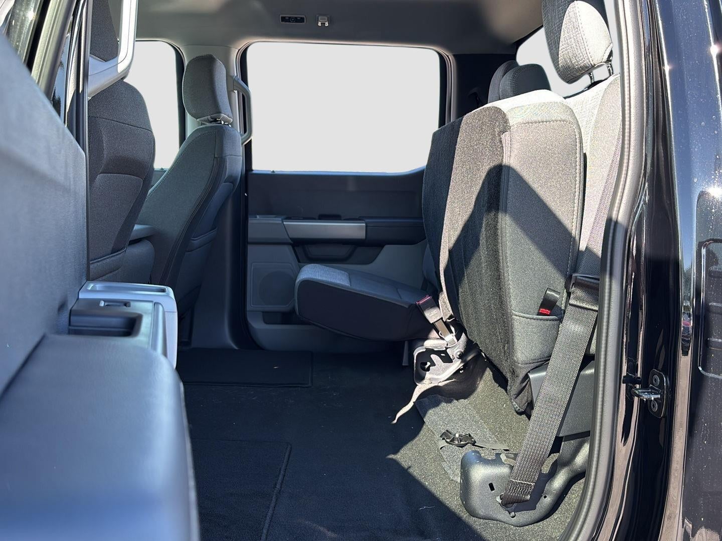 2027 Ford Super Duty F-250 SRW XLT