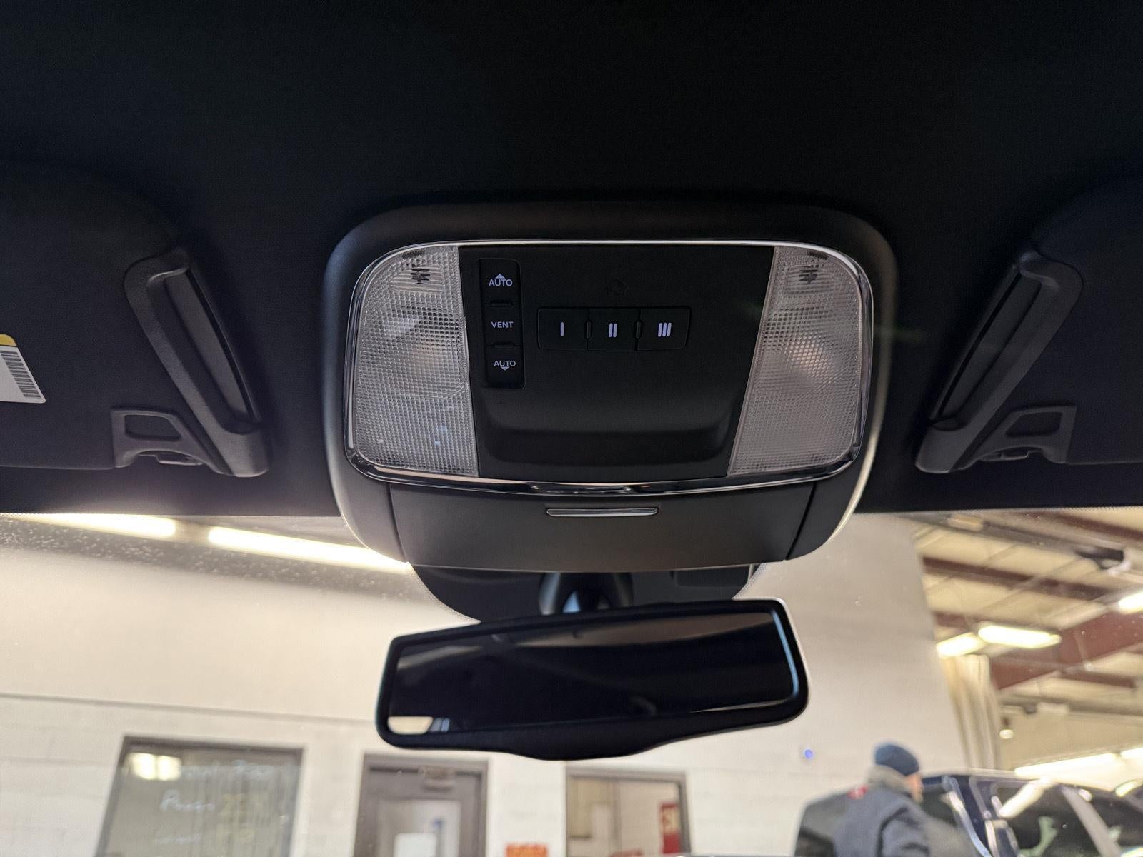 2013 Dodge Charger SXT