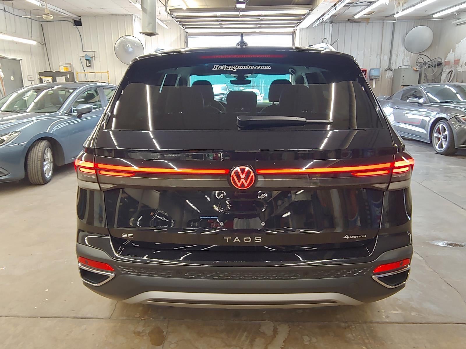 2025 Volkswagen Taos SE