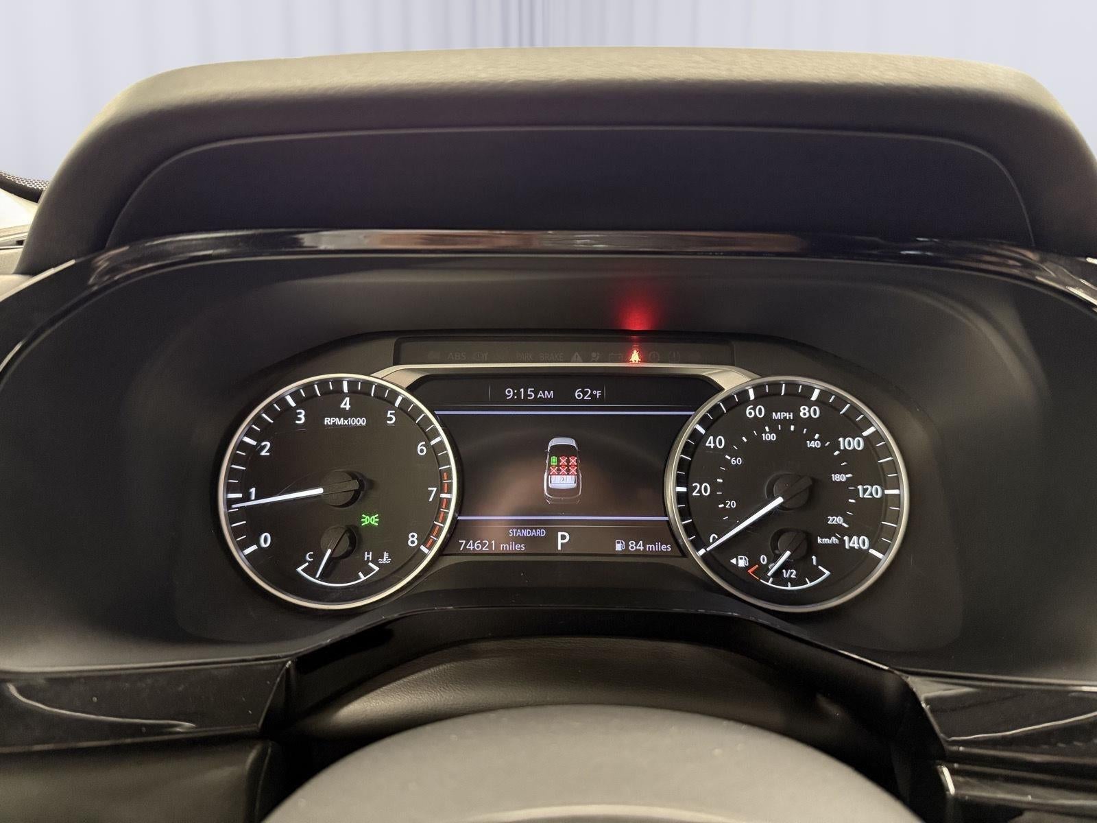 2022 Nissan Pathfinder SV