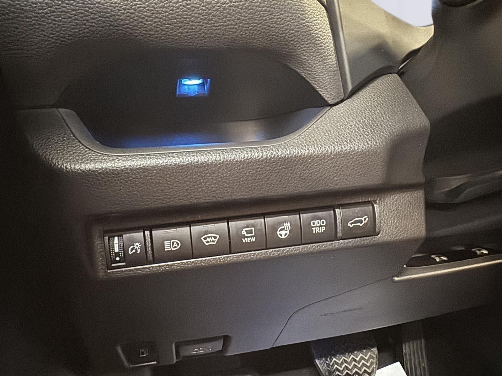 2025 Toyota RAV4 Plug-In Hybrid XSE