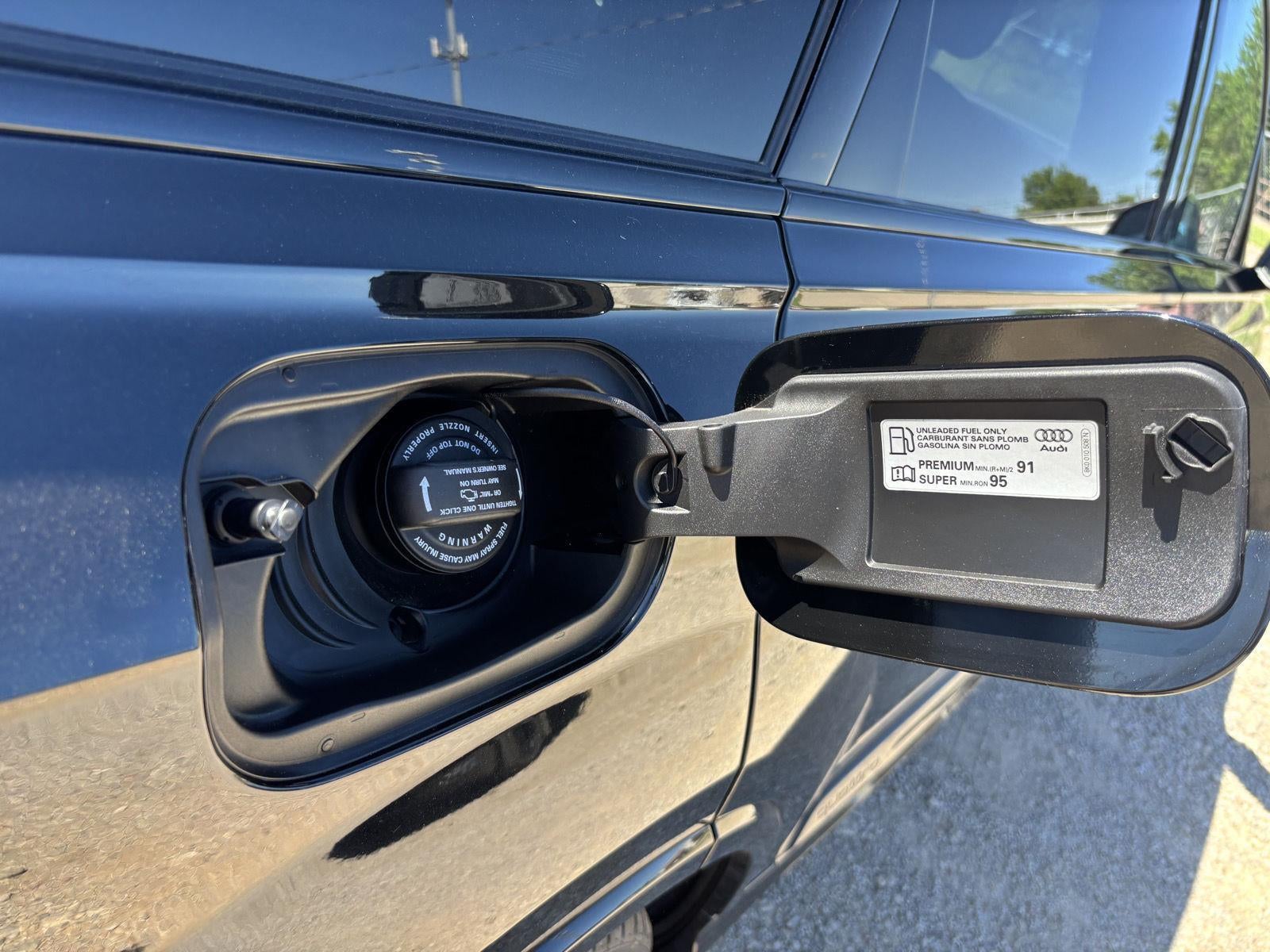 2022 Audi Q7 Premium Plus