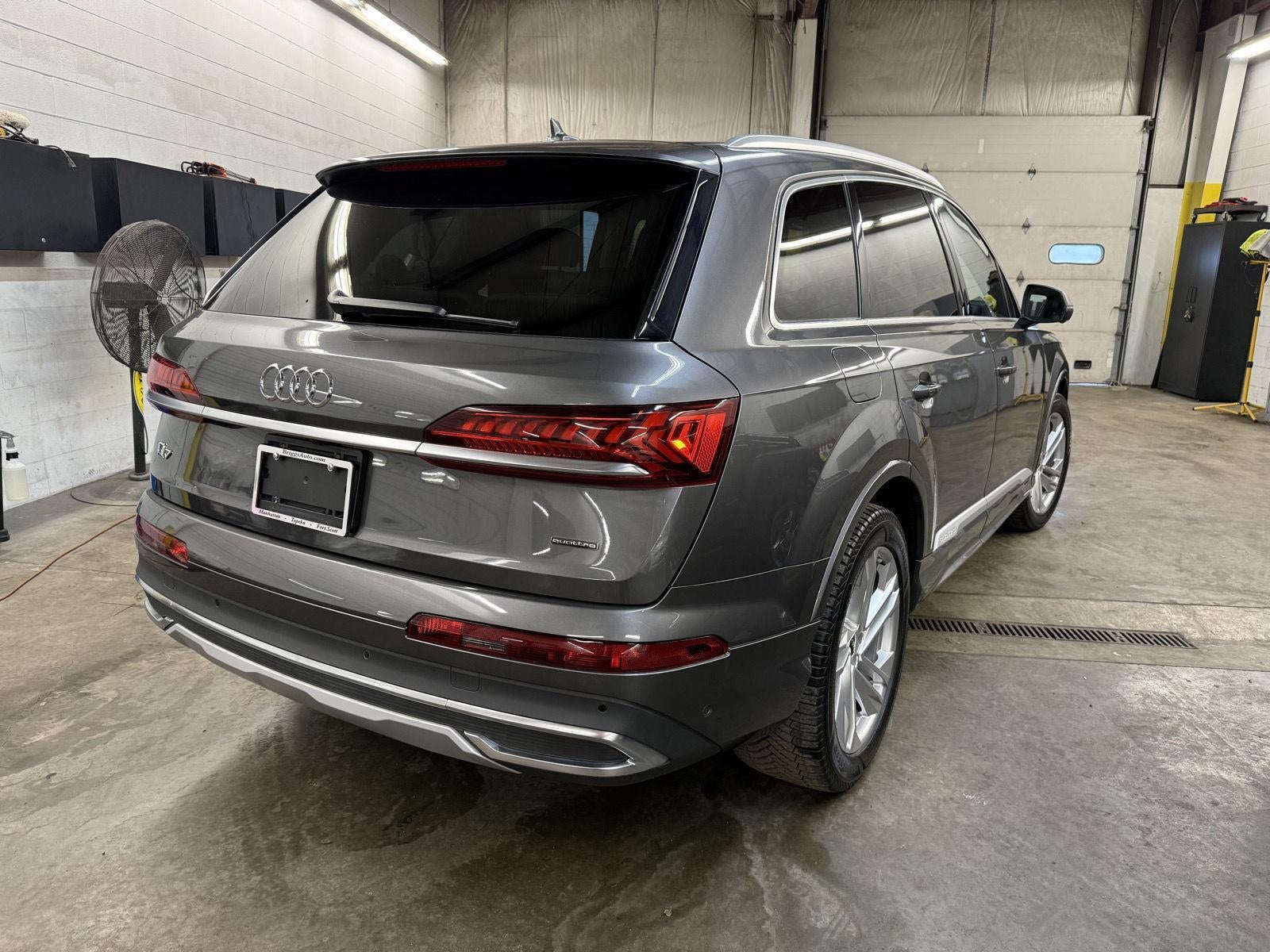 2022 Audi Q7 Premium Plus