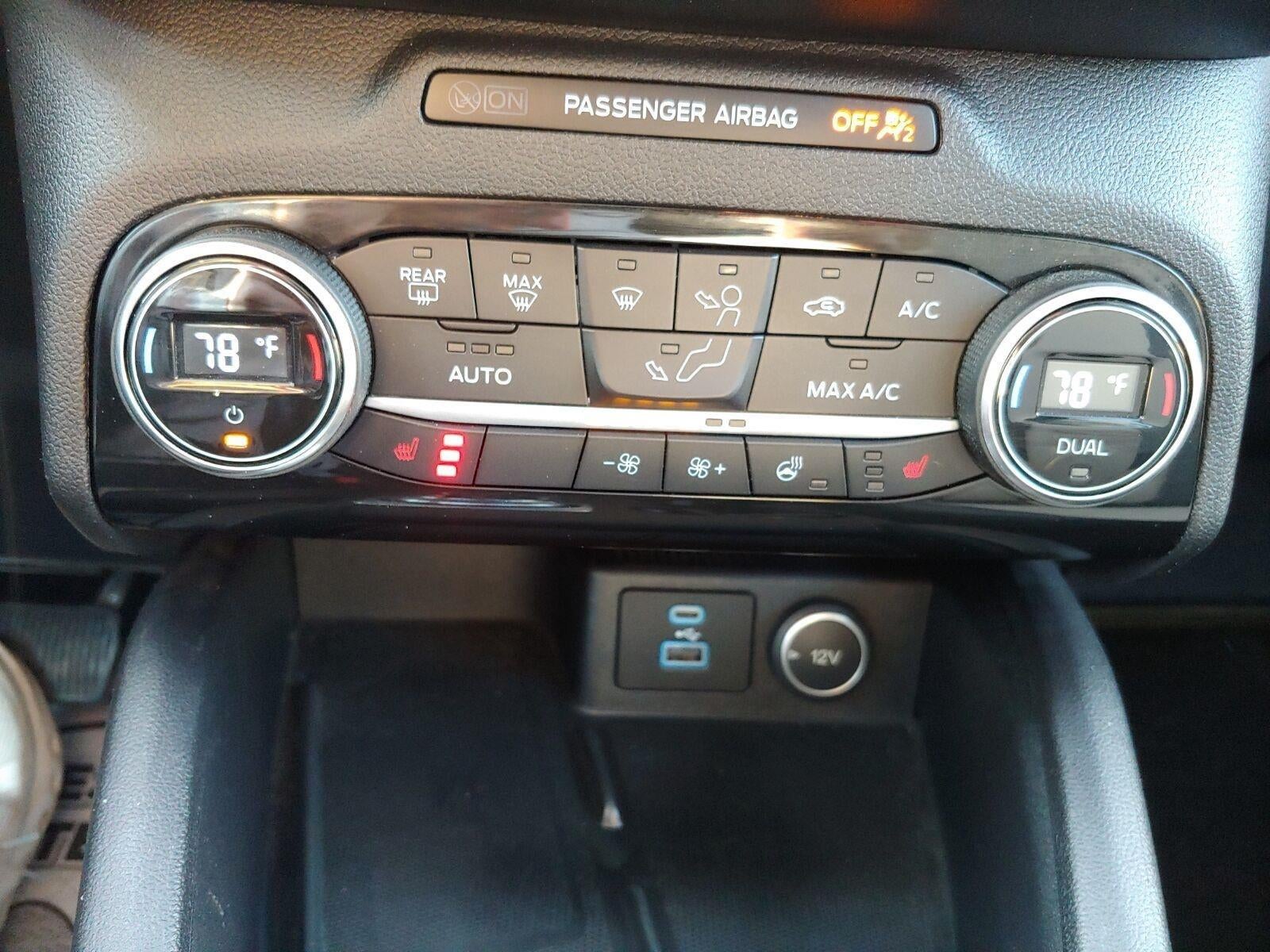 2021 Ford Escape Titanium Hybrid