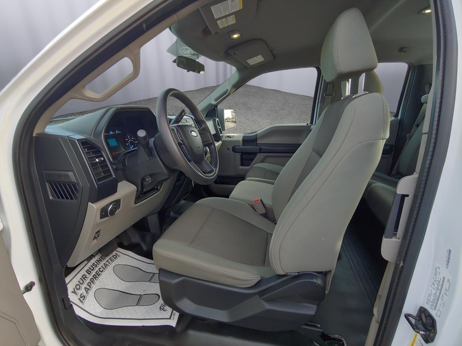 2015 Ford F-150 Base