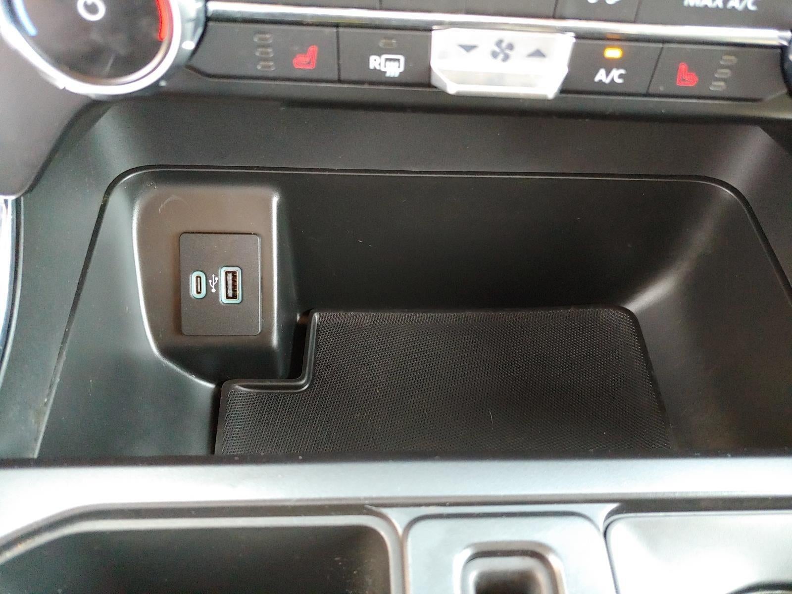 2022 Ford F-150 Base