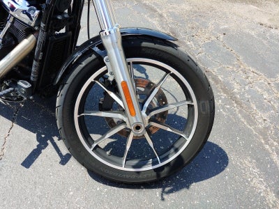 2018 HARLEY-DAVIDSON LOW RIDER Base