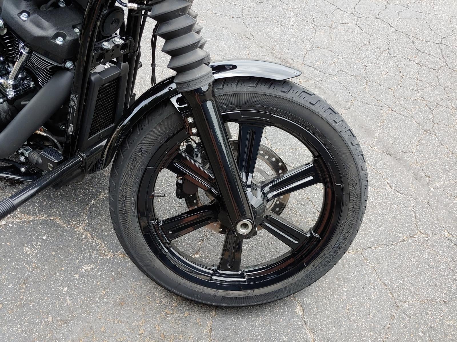 2022 HARLEY-DAVIDSON STREETBOB Base