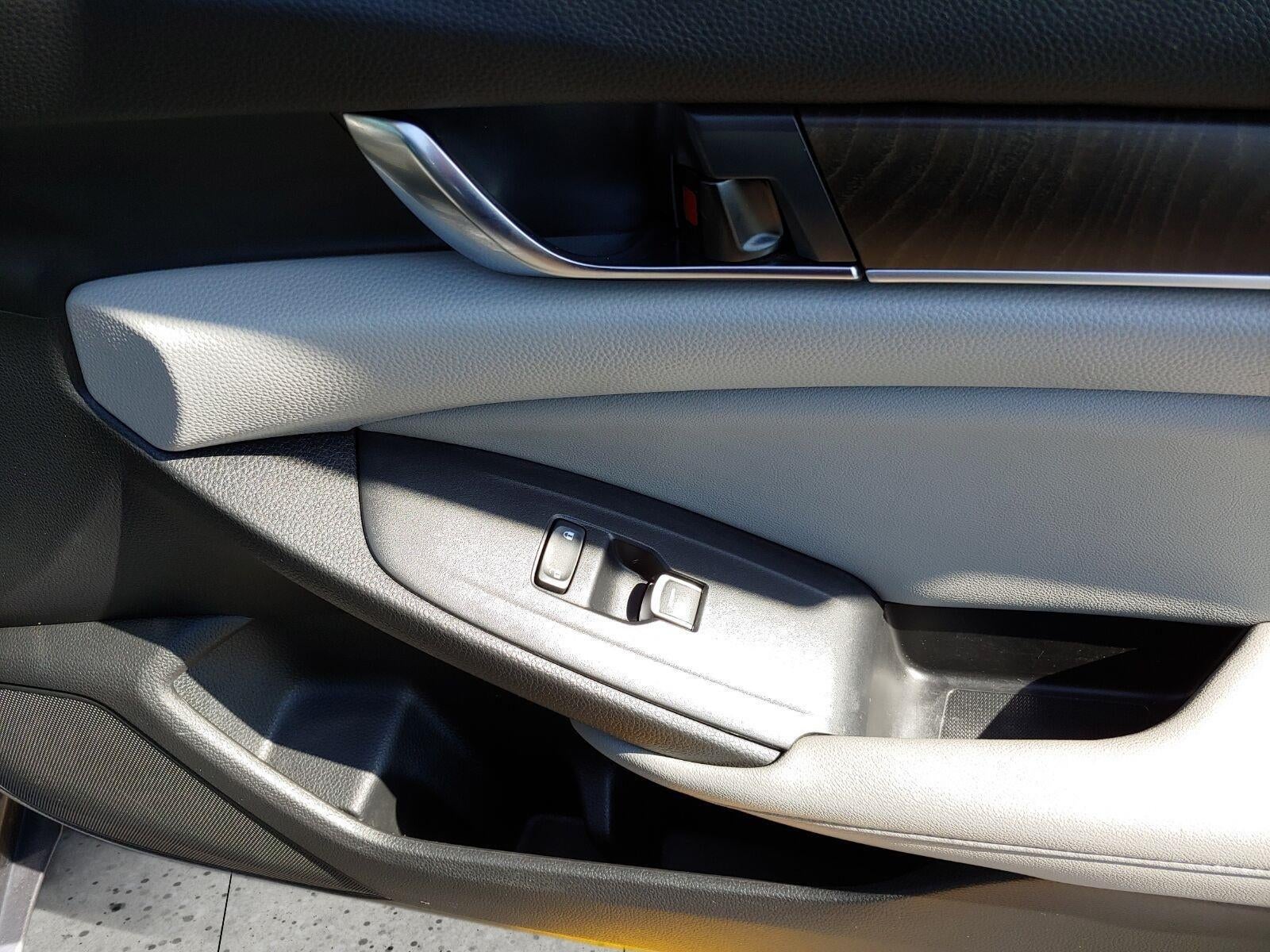 2020 Honda Accord Hybrid Touring