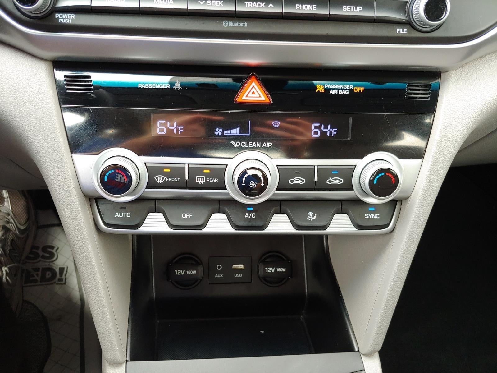 2020 Hyundai Elantra SE