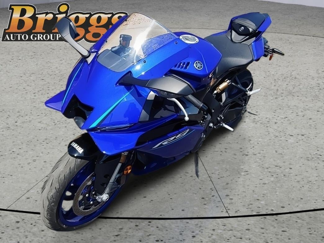 2026 YAMAHA Yzf-R9 Base