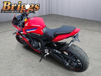 2025 Honda CBR650 Base