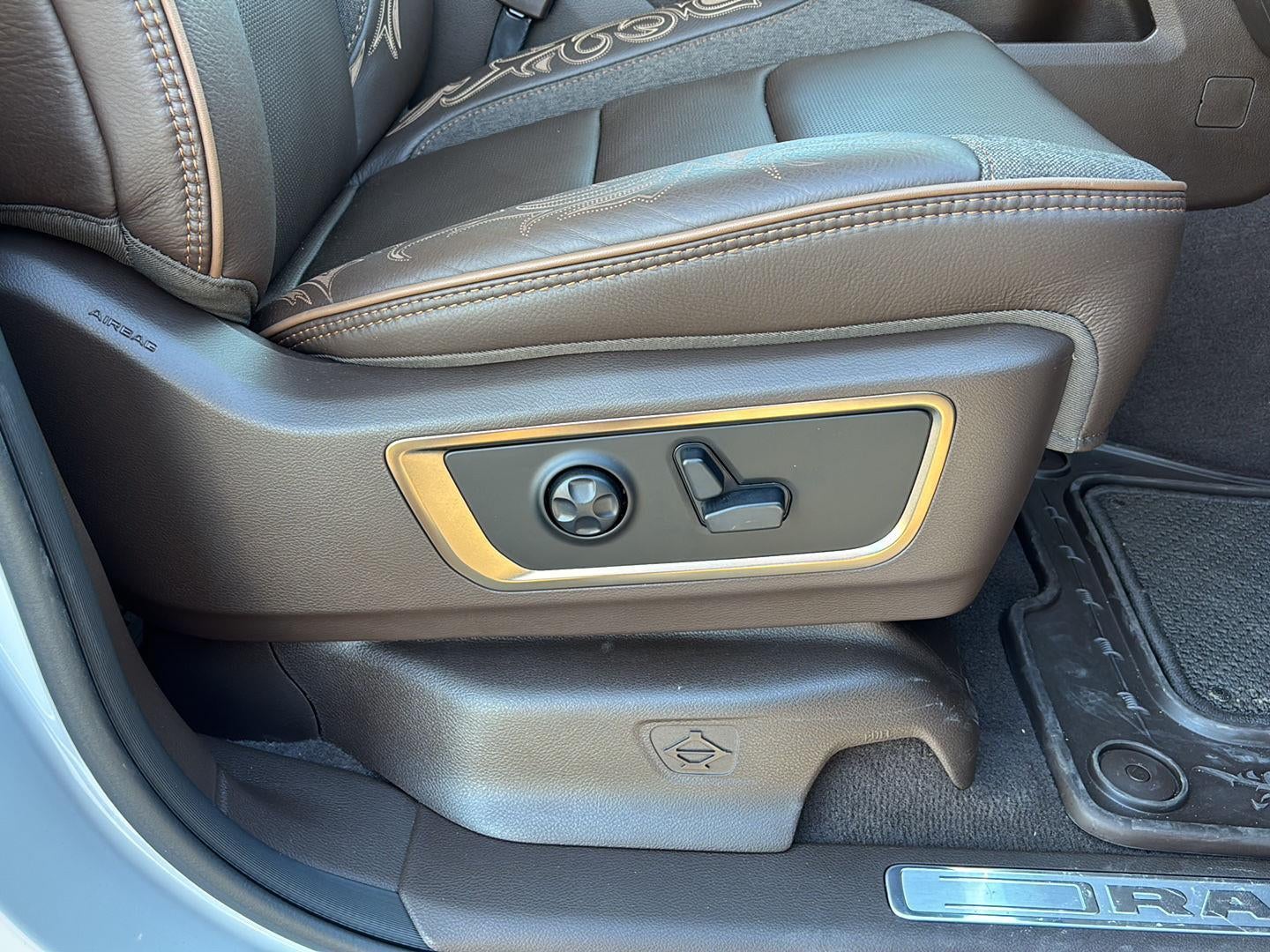 2025 RAM 1500 Longhorn