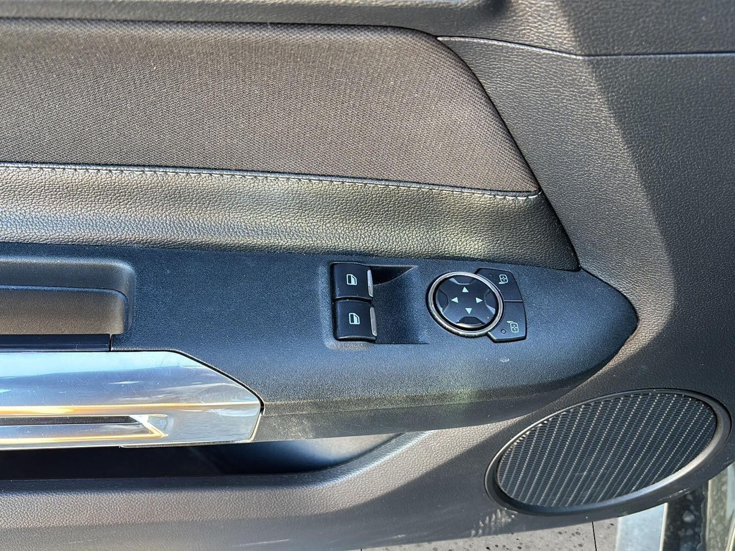 2015 Ford Mustang V6