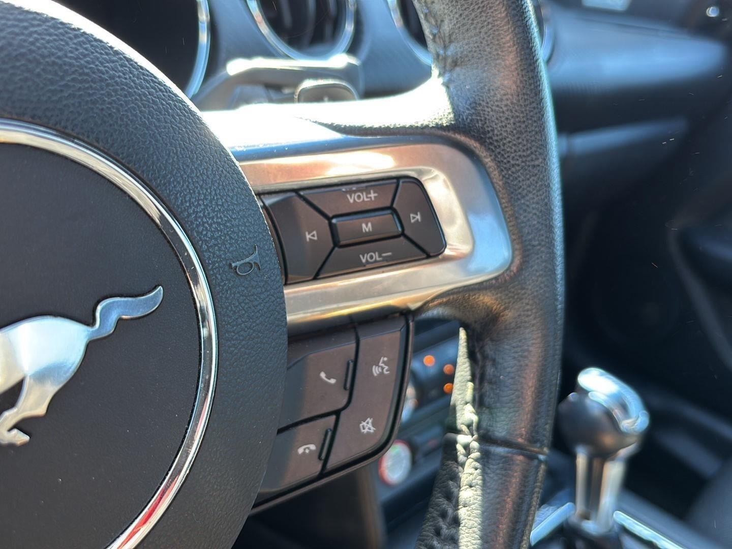 2015 Ford Mustang V6