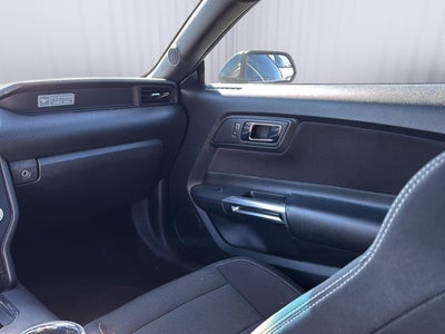 2015 Ford Mustang V6