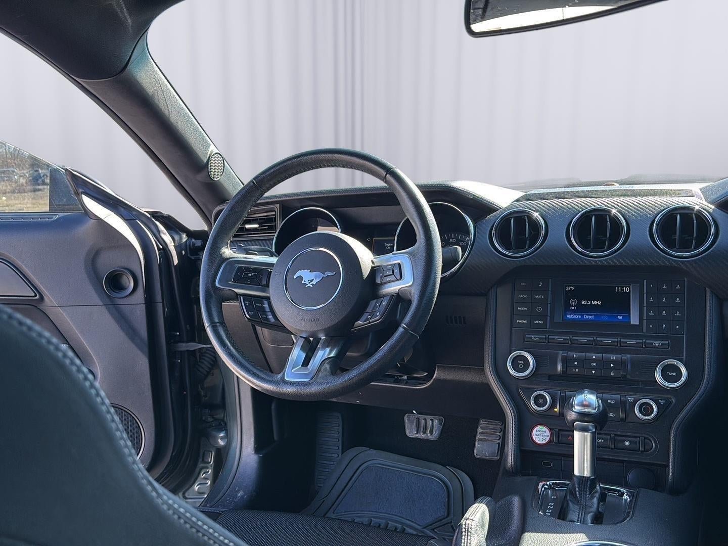 2015 Ford Mustang V6