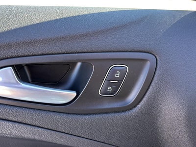 2017 Ford C-MAX HYBRID Base