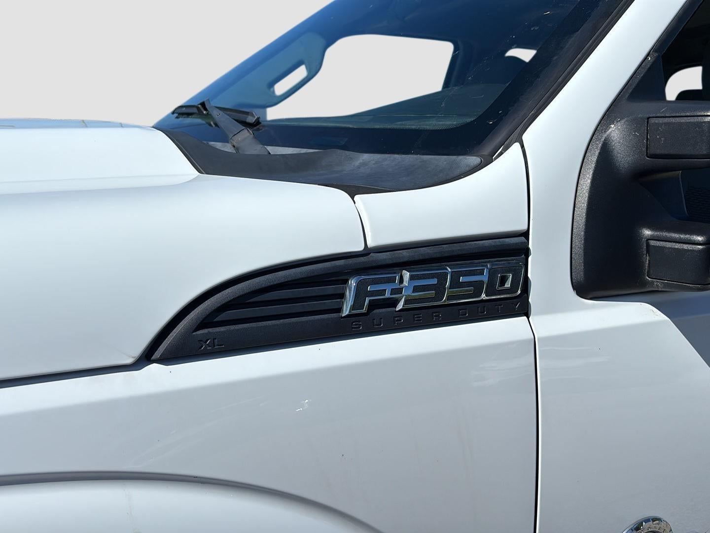 2016 Ford Super Duty F-350 DRW XL