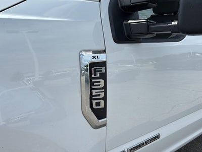 2022 Ford Super Duty F-350 SRW XL