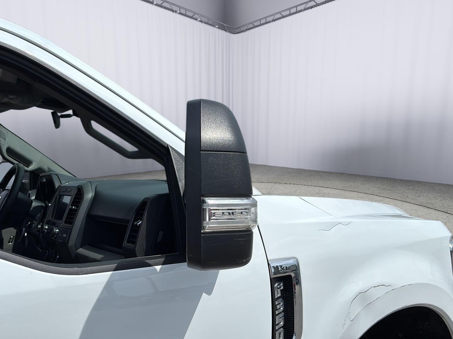 2022 Ford Super Duty F-350 SRW XL